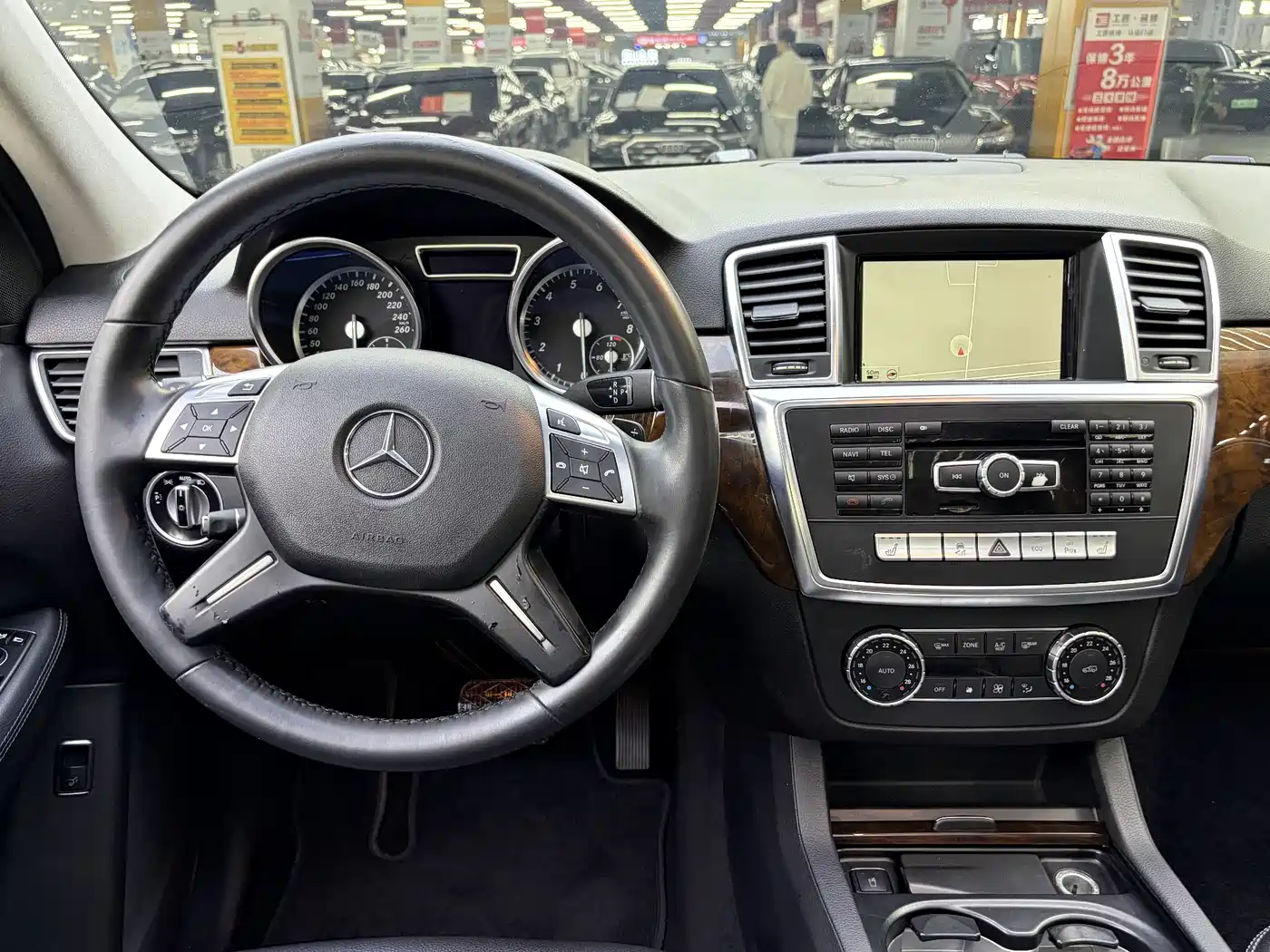 Mercedes-Benz M-Class 2014 ML 400 4MATIC Dynamic фото 11