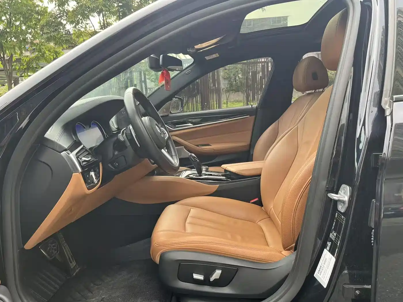 BMW 5 Series 2018 Facelift 530Li Leading M Sport Package фото 10