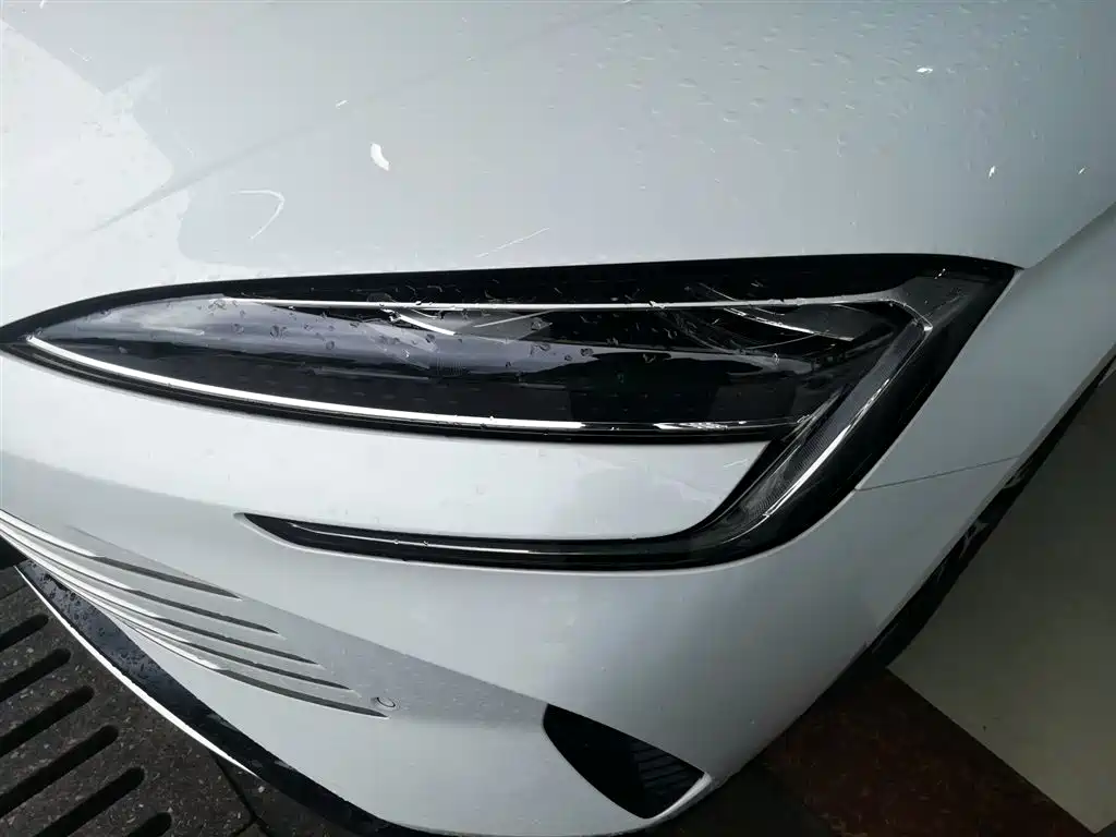 BYD Seal 2023 DM-i 1.5L 121km Premium фото 19