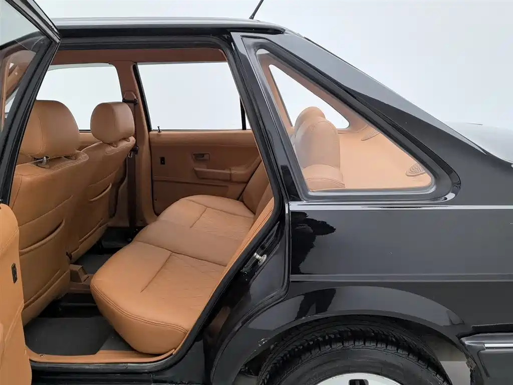 Volkswagen Santana Classic 2007 Model 1.8L Scenic Edition фото 15