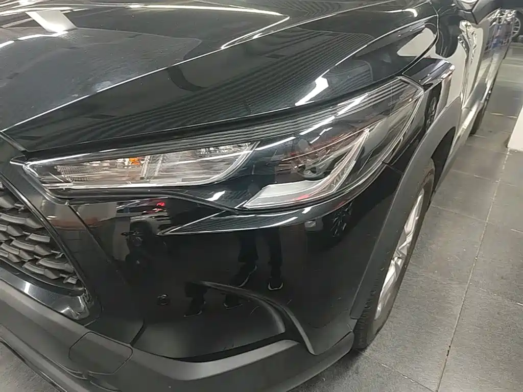 Toyota Corolla Cross 2023 2.0L Pioneer Edition фото 24