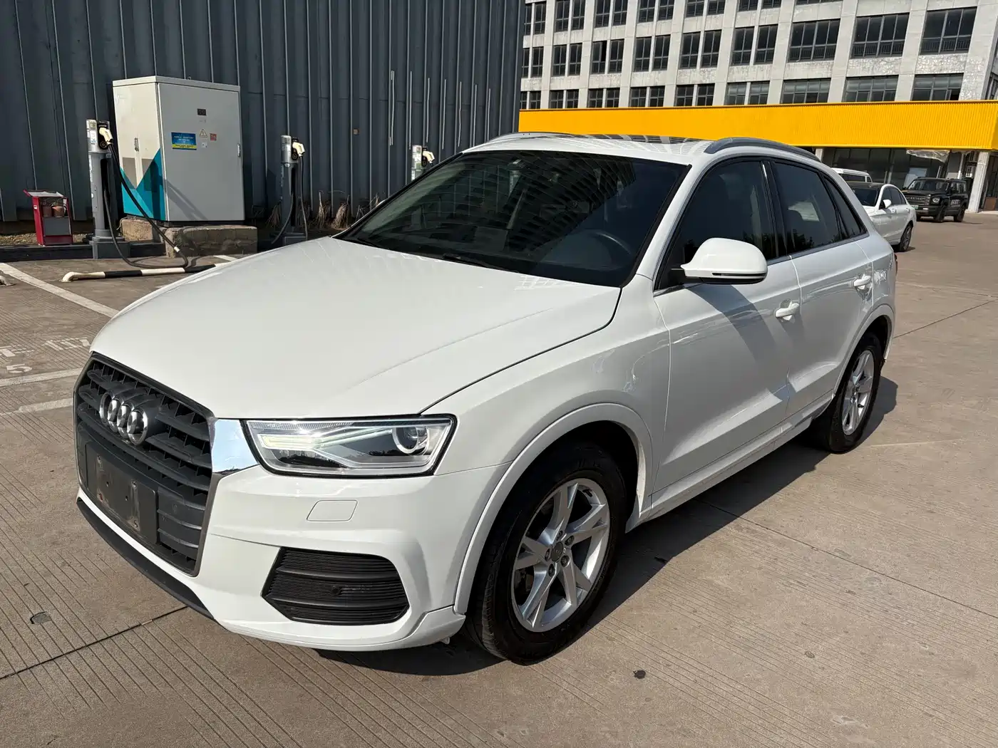 Фото 1 - Audi Q3