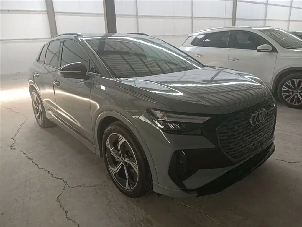 Audi Q4 e-tron 2023 40 e-tron Innovation Edition фото 4