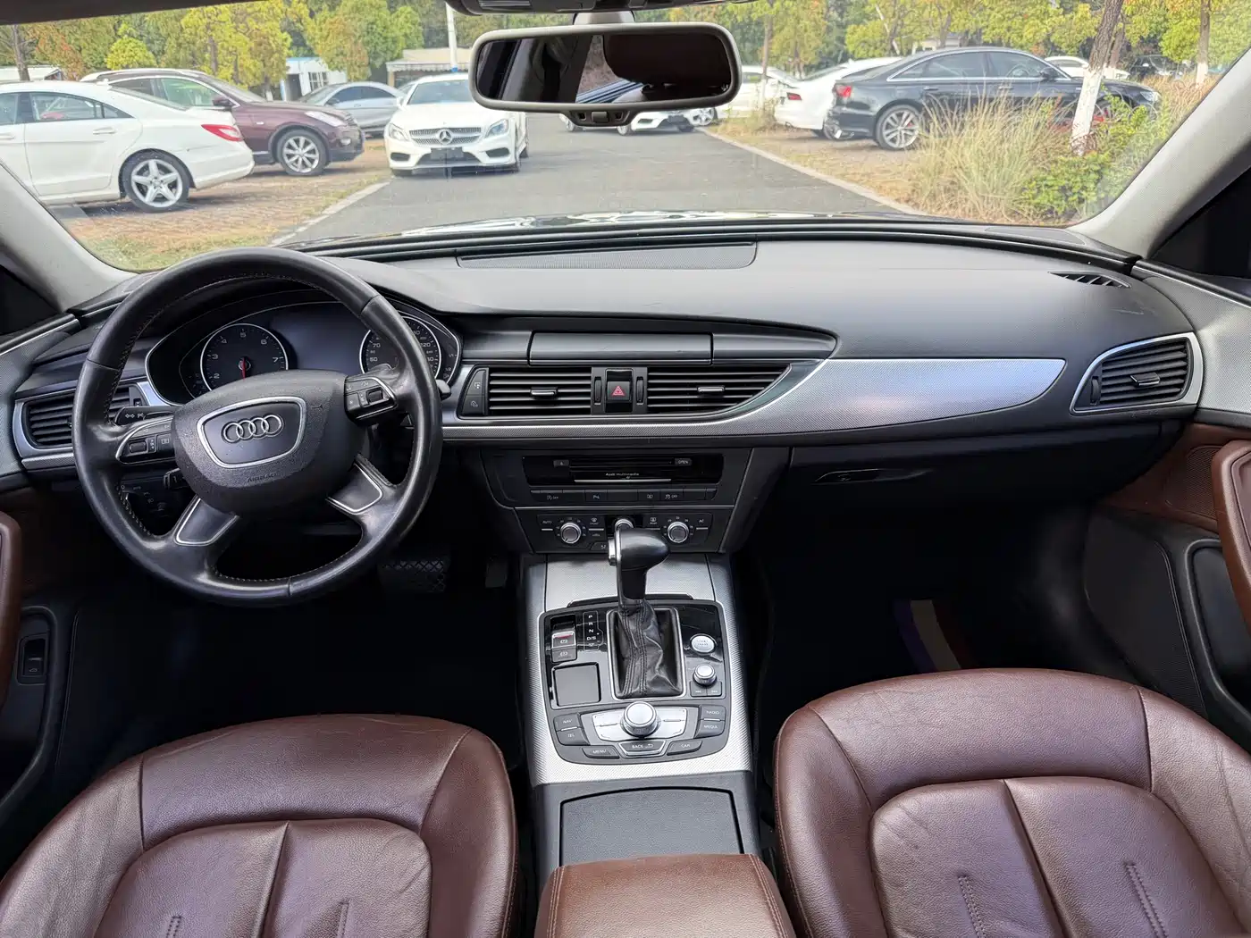 Audi A6L 2012 TFSI Standard фото 10
