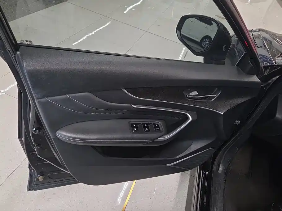 Venucia DaV DD-i 2023 2023 110km iE Edition
