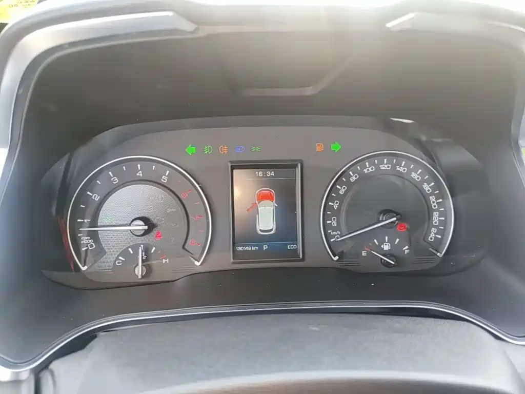 WEY VV5 2017 2017 2.0T Super Luxury Model