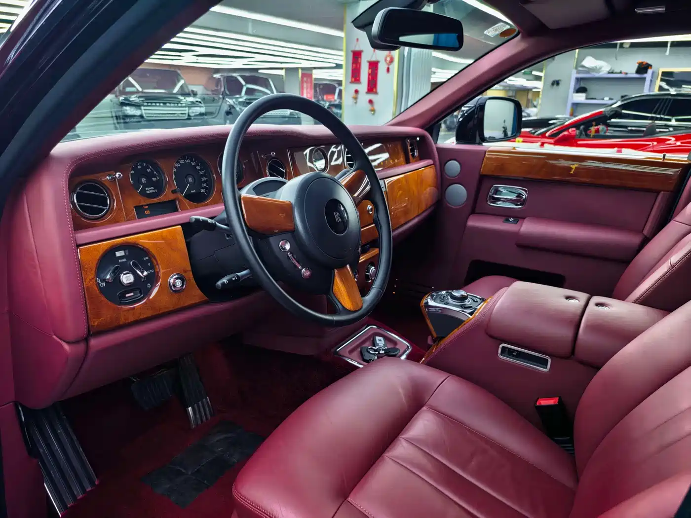 Rolls-Royce Phantom 2013 2013 6.7L Extended Wheelbase (EWB)