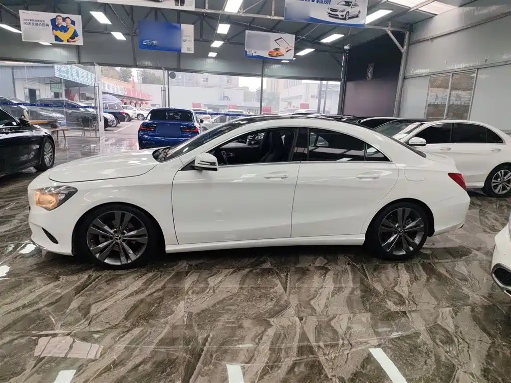 Mercedes-Benz CLA (Import) 2018 CLA 200 Dynamic Edition фото 5