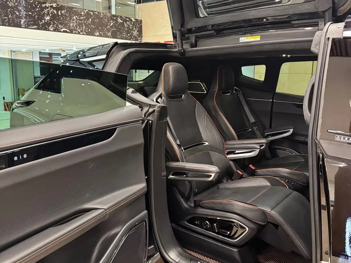 HiPhi X 2021 2021 Founder Edition 6-Seater