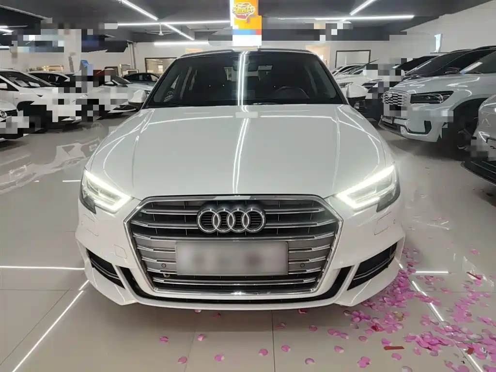 Audi A3 2020 Limousine 35 TFSI Fashion China VI фото 3