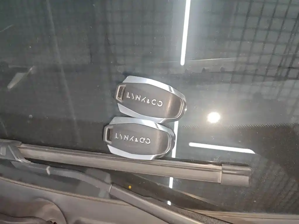 Lynk & Co 01 2019 2.0T AWD Pro Edition China V фото 9