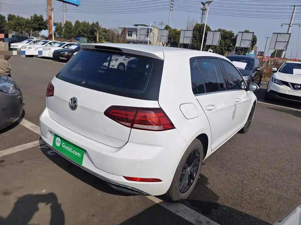Volkswagen Golf 2018 230TSI Automatic Comfort фото 5