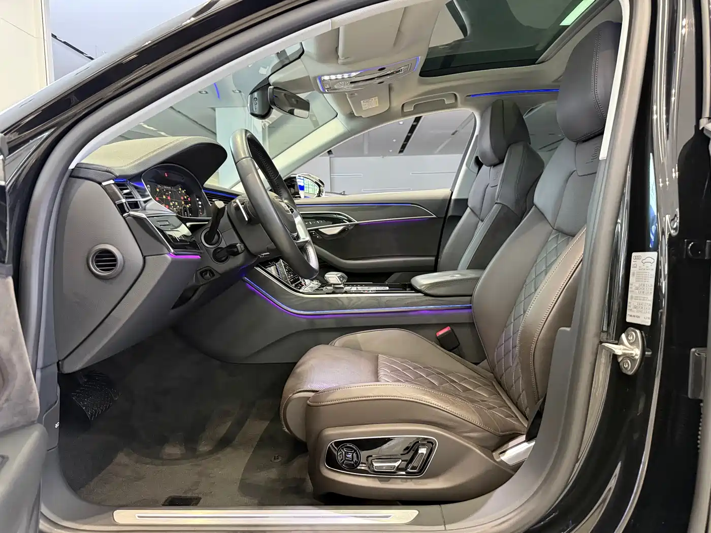 Audi A8 2021 A8L 50 TFSI quattro Comfort фото 6