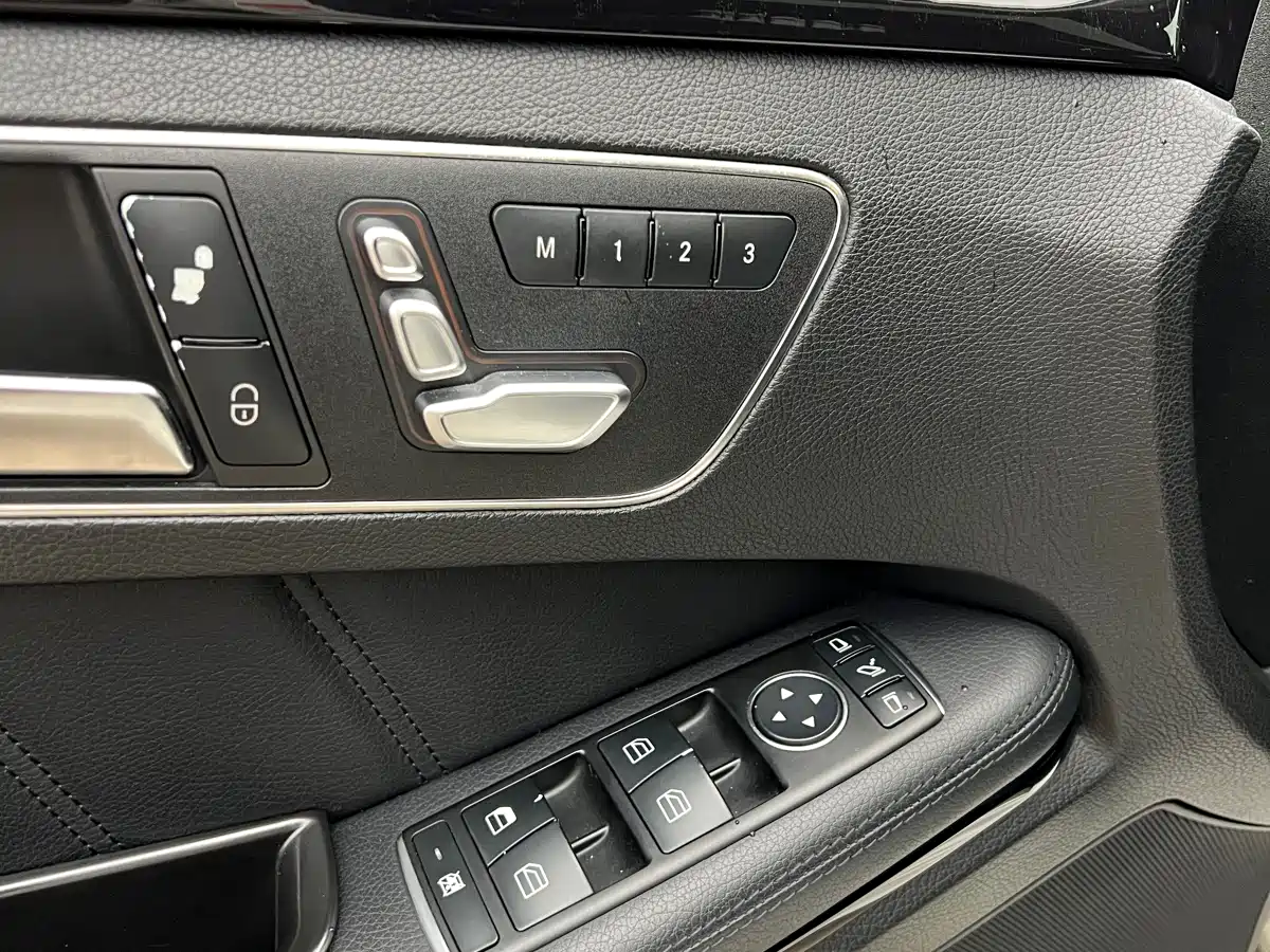 Mercedes-Benz E-Class 2015 Facelift E 260 L Luxury фото 13