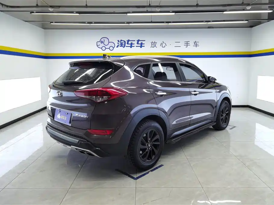 Hyundai Tucson 2015 1.6T Dual Clutch 2WD Smart фото 3