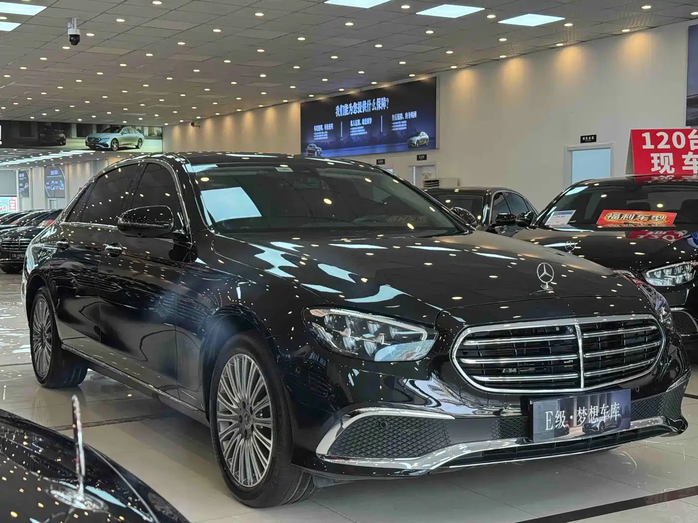 Mercedes-Benz E-Class 2023 E 300 L Fashion фото 3