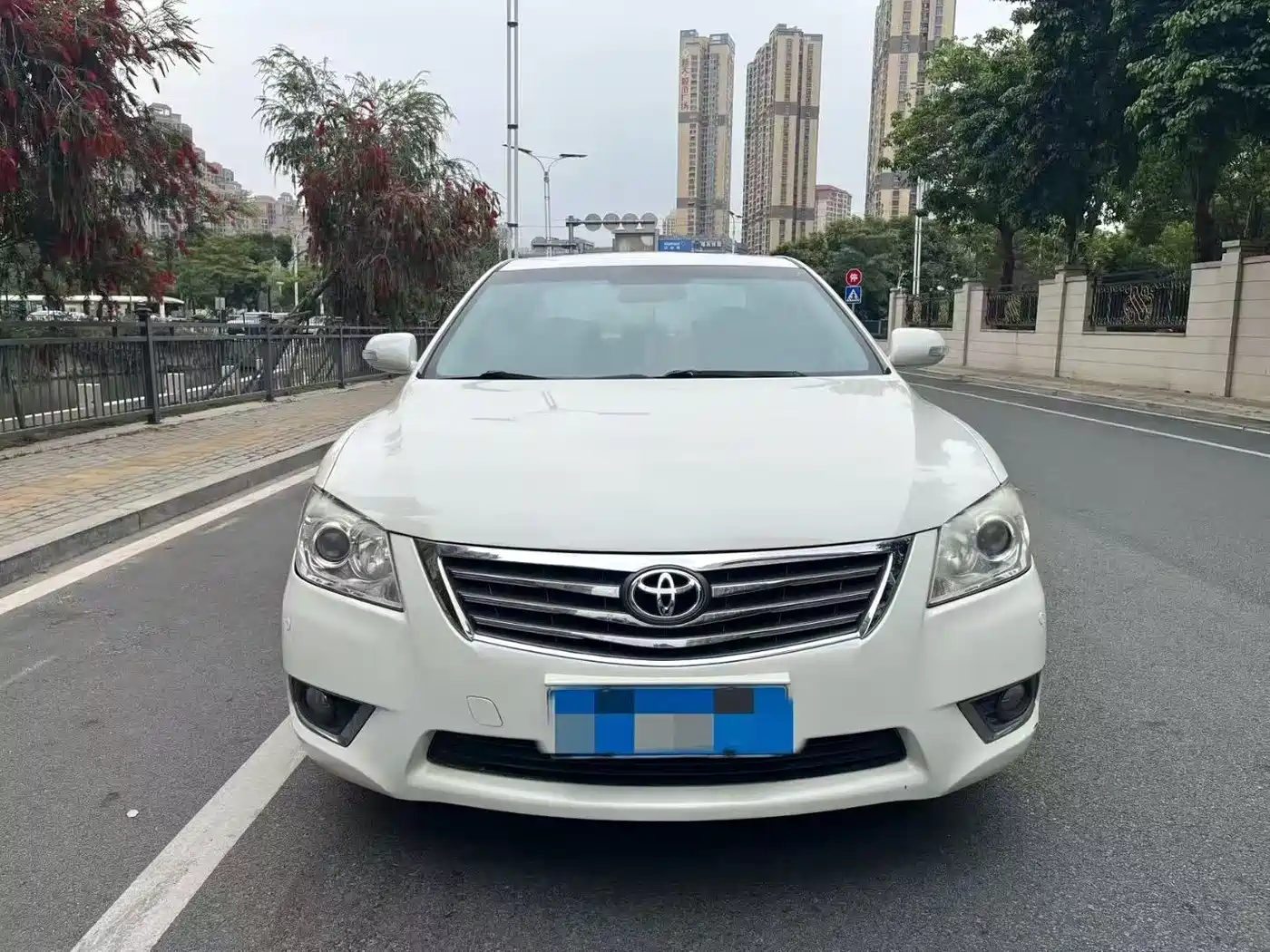 Toyota Camry 2010 240G Classic Edition фото 2