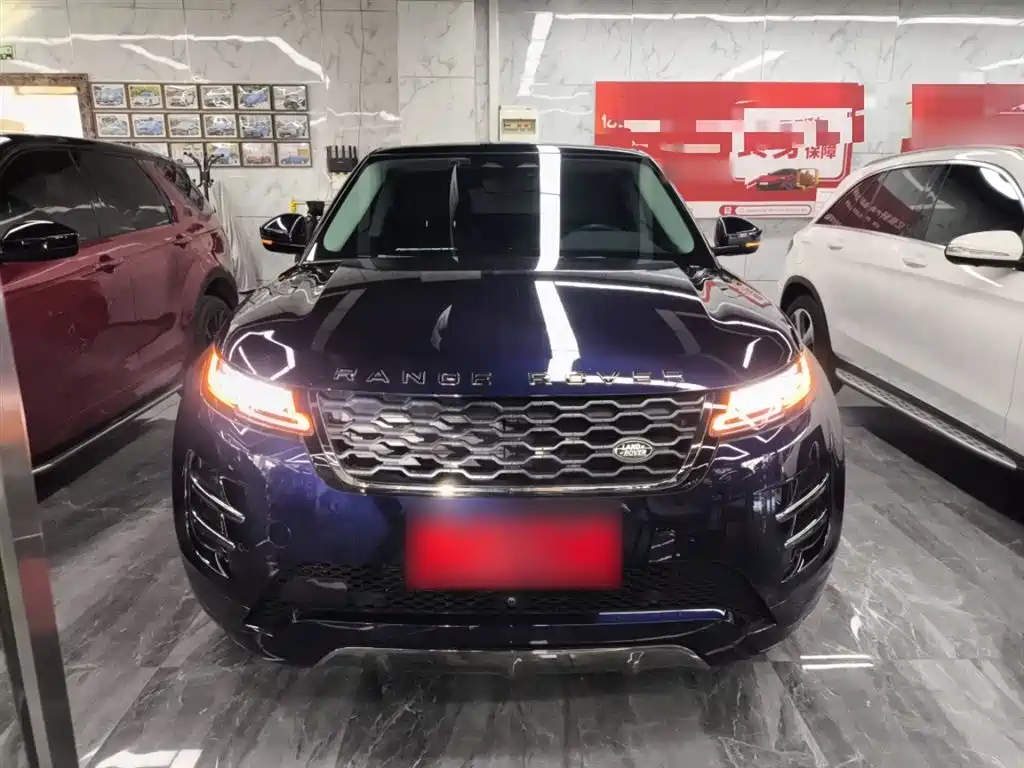 Land Rover Range Rover Evoque New Energy 2021 Range Rover Evoque L P300e Luxury фото 19