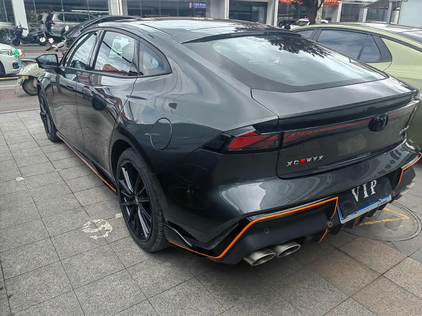 CHANGAN UNI-V