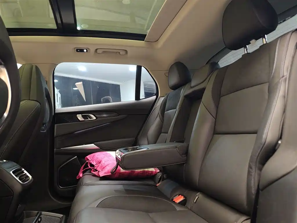 Lynk & Co 01 EM-P 2019 1.5T PHEV Power China VI фото 16