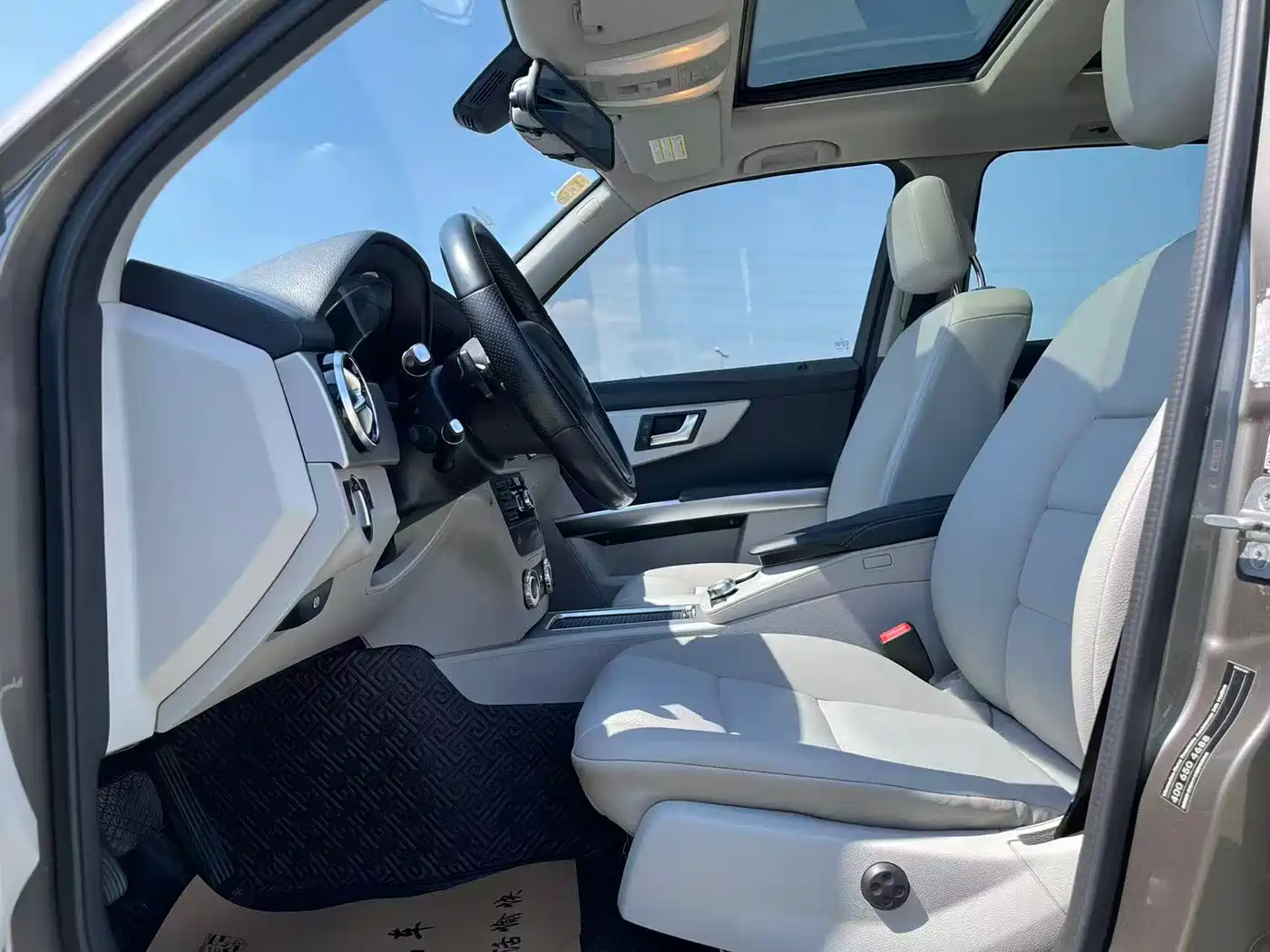 Mercedes-Benz GLK-Class 2013 GLK 300 4MATIC Dynamic Sunroof фото 11