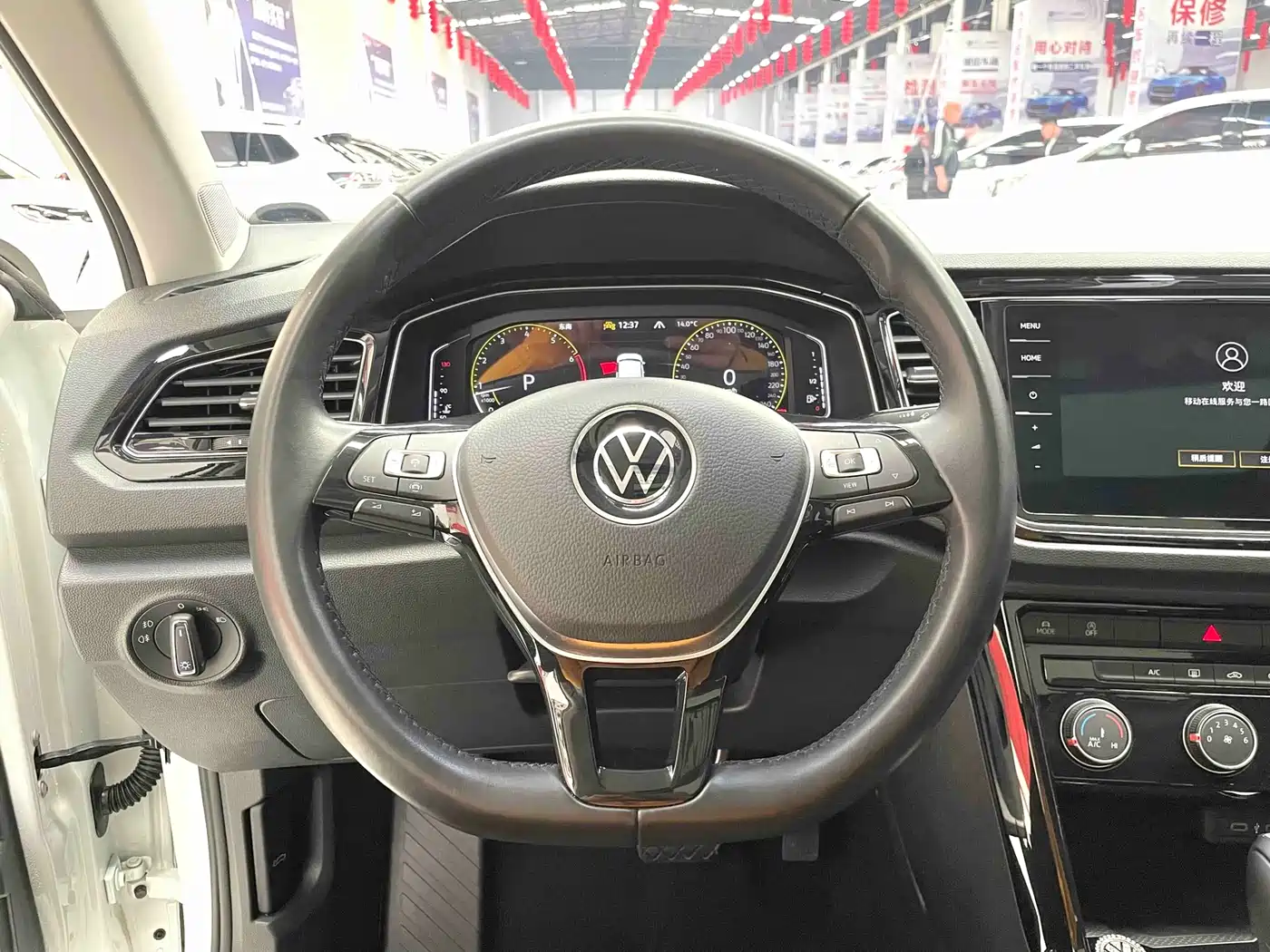 Volkswagen T-ROC 2022 280TSI DSG 2WD Comfort PLUS фото 4