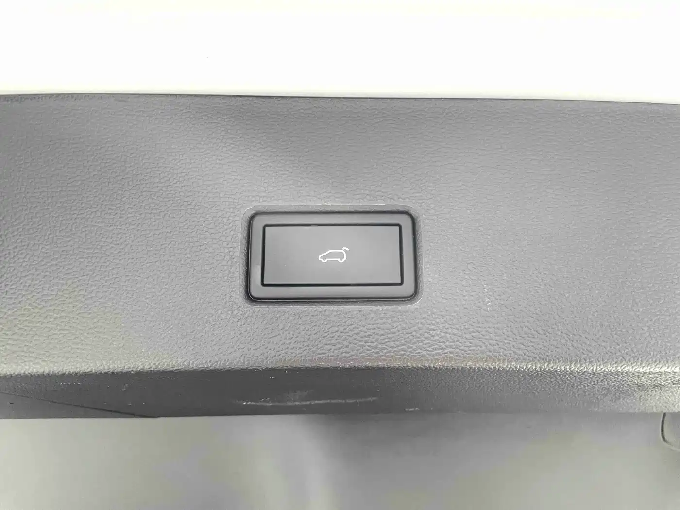 Volkswagen T-ROC 2022 280TSI DSG 2WD Comfort PLUS фото 18