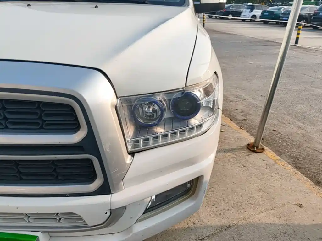 ZTE Lord 2019 2018 2.5T Diesel Business Edition 2WD Elite Extended Cab SD4V25R-100