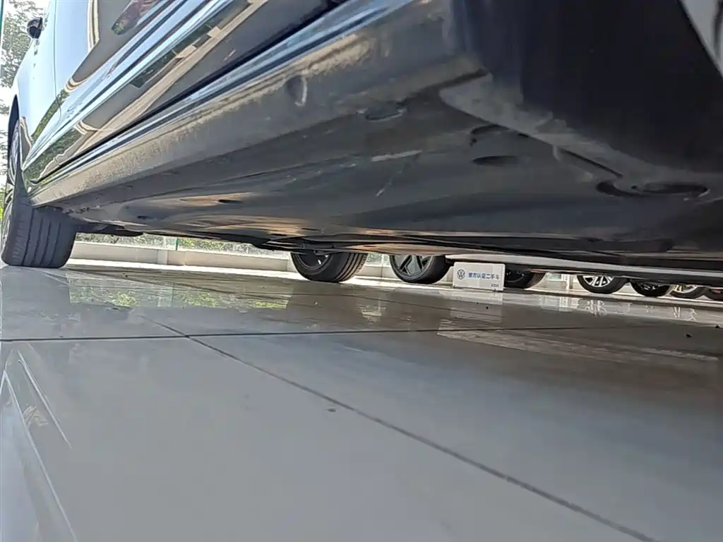 Volkswagen Passat 2019 330TSI Noble Edition China VI фото 21