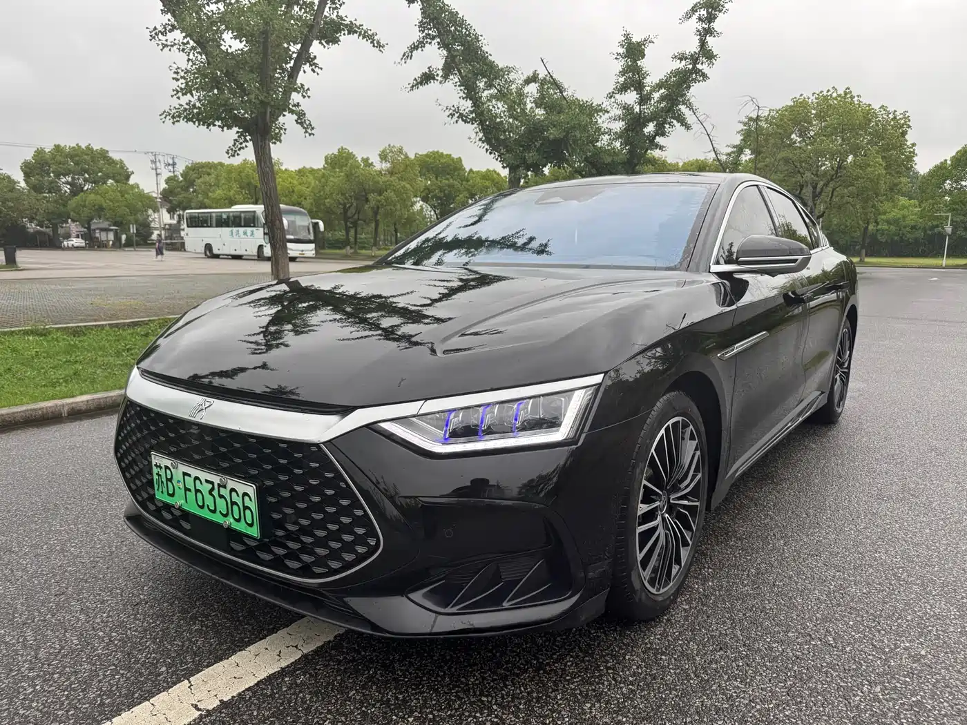 BYD Han 2023 DM-i Champion Edition 121KM Honor