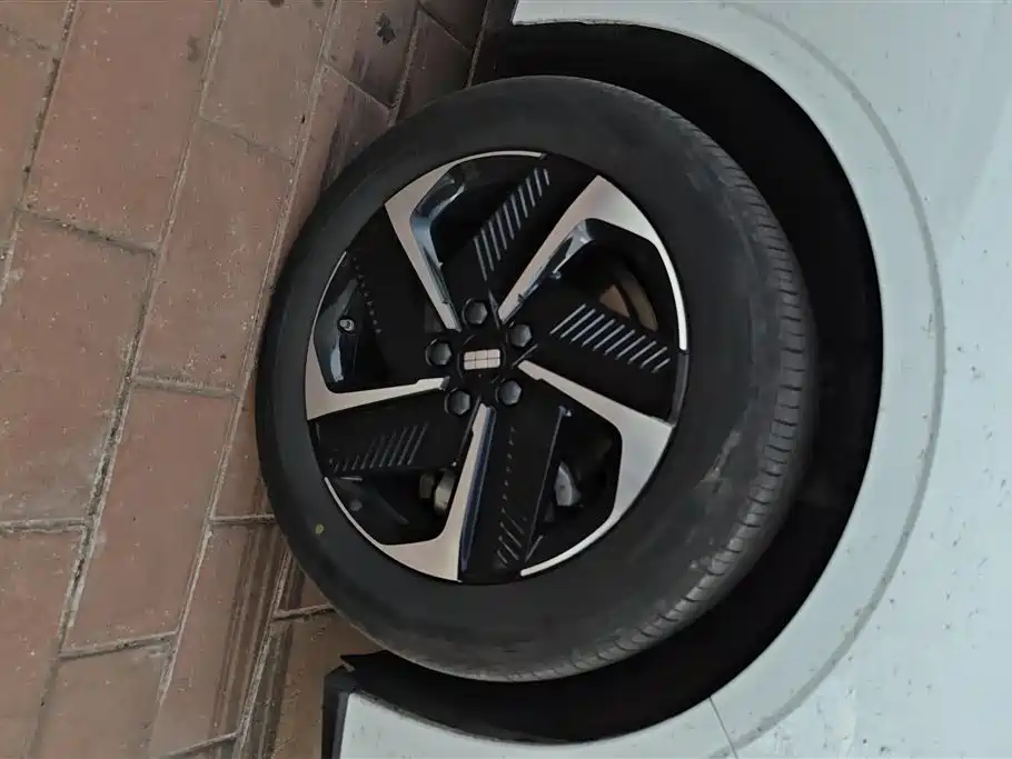 GEELY GALAXY GALAXY L6