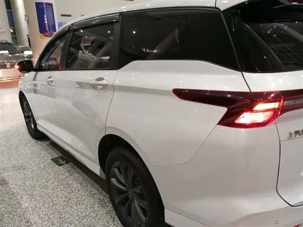 Wuling Motors Wuling Victory 2022 2022 1.5T CVT Elite