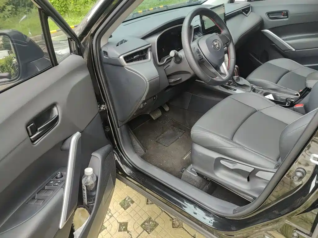 Toyota Frontlander 2025 2024 2.0L CVT Elite Plus Edition