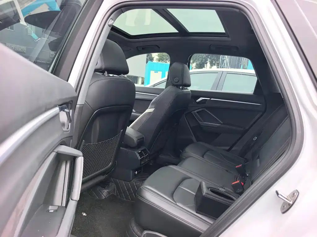 Audi Q3 2024 2024 35 TFSI Fashion Sport