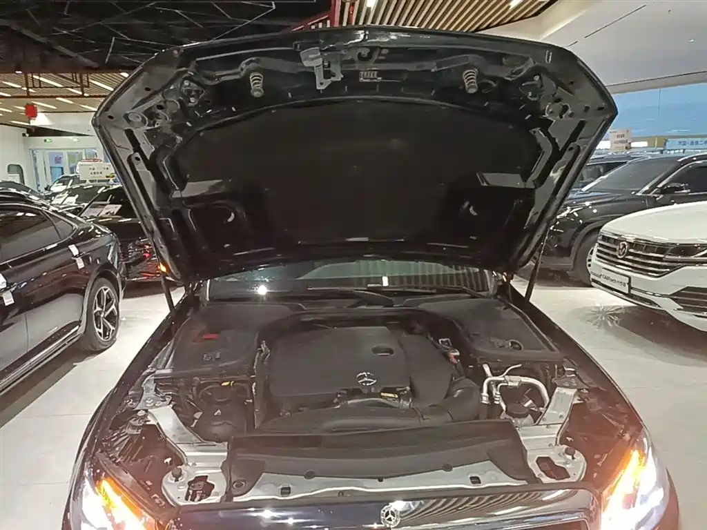 Mercedes-Benz E-Class 2020 E 260 L фото 20