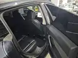 Photo 7 - Tesla Model Y
