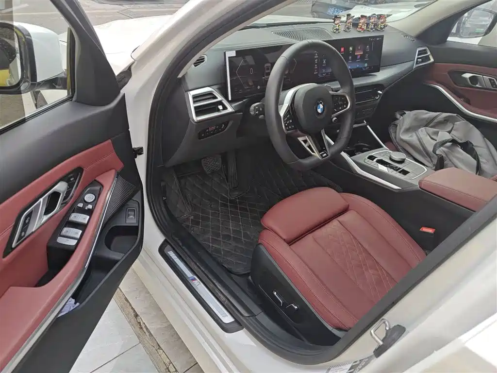 BMW 3 Series 2025 325Li M Sport Package фото 12