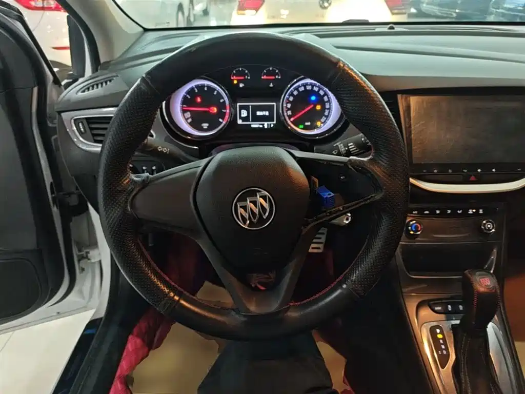 Buick Verano 2016 Hatchback 15S Auto Progressive фото 7