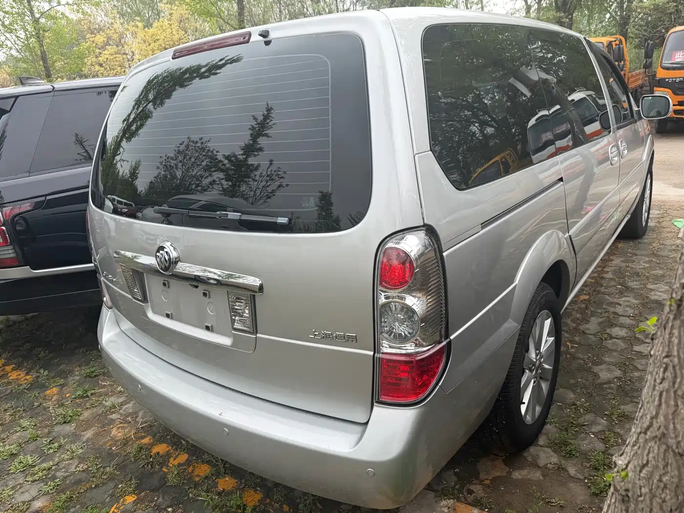Buick GL8 2014 2.4L Classic Edition фото 2