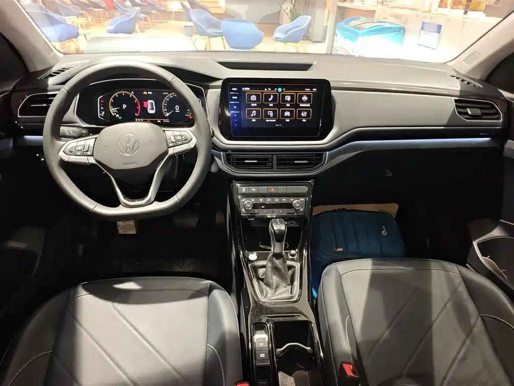 Volkswagen Tharu 2025 New Edge 300TSI Enjoyment Edition фото 11