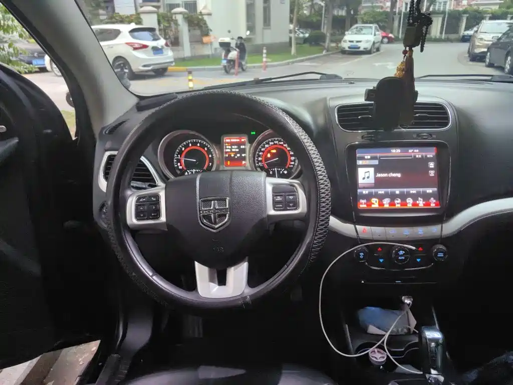 Dodge Journey 2016 2013 Model 2.4L 2WD Premium Edition