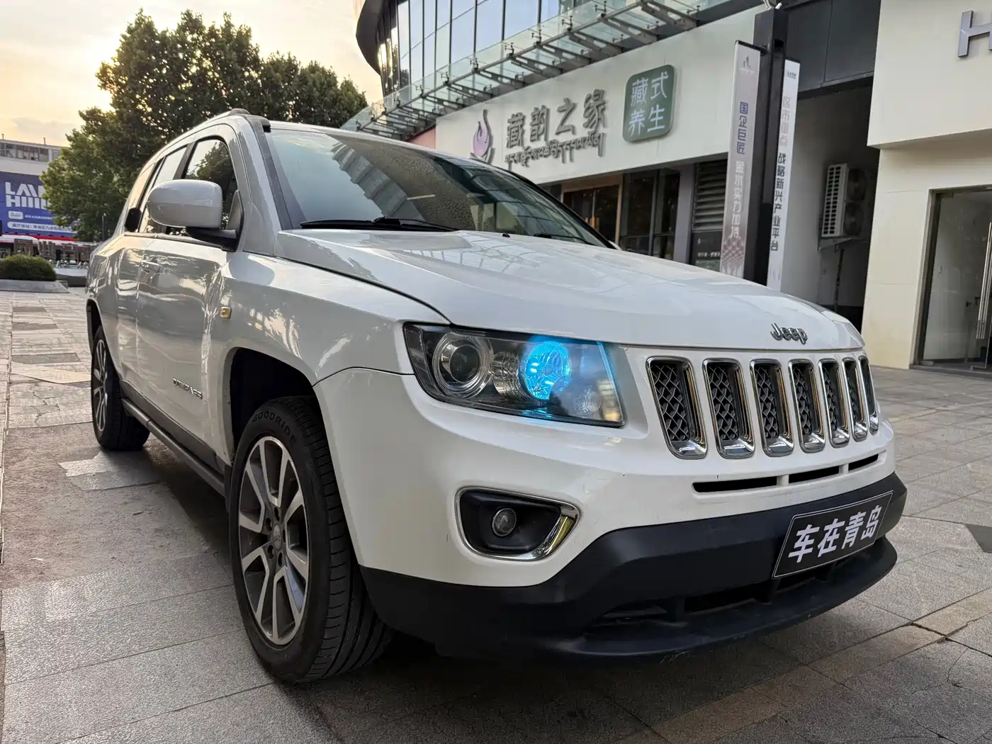 Jeep Compass (Import) 2015 2014 Facelift 2.0L 2WD Elite Edition
