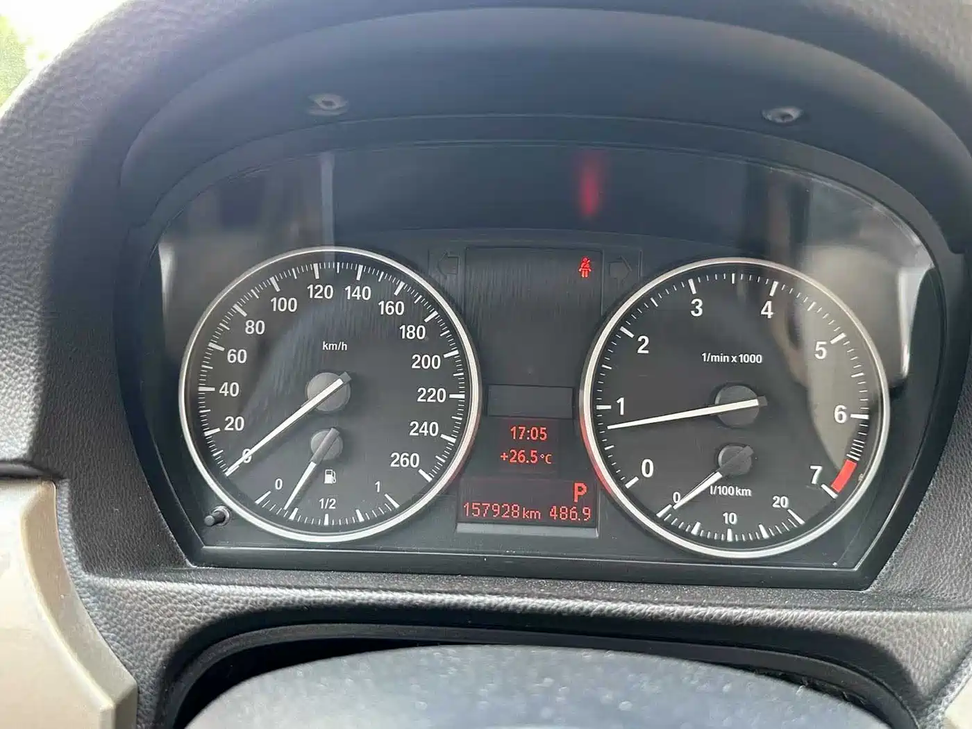 BMW 3 Series (Import) 2010 320i Luxury фото 10