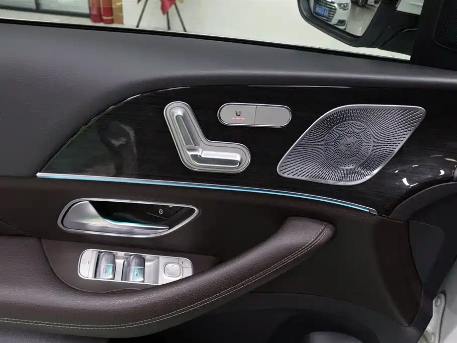 Mercedes-Benz GLE 2020 Facelift GLE 350 4MATIC Fashion фото 20
