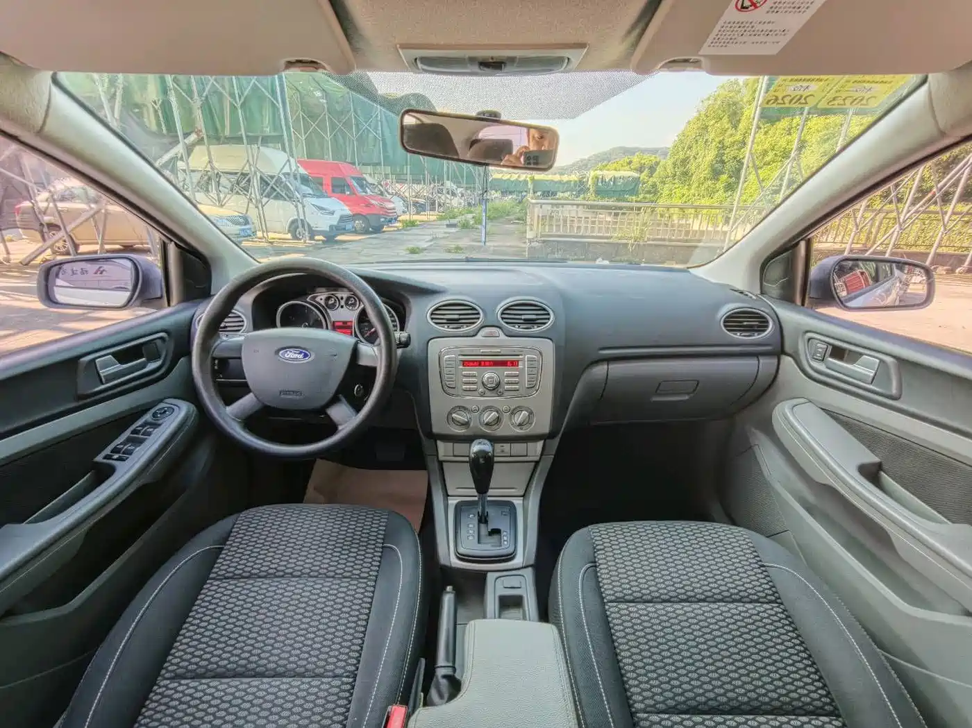 Фото 4 - Ford Focus