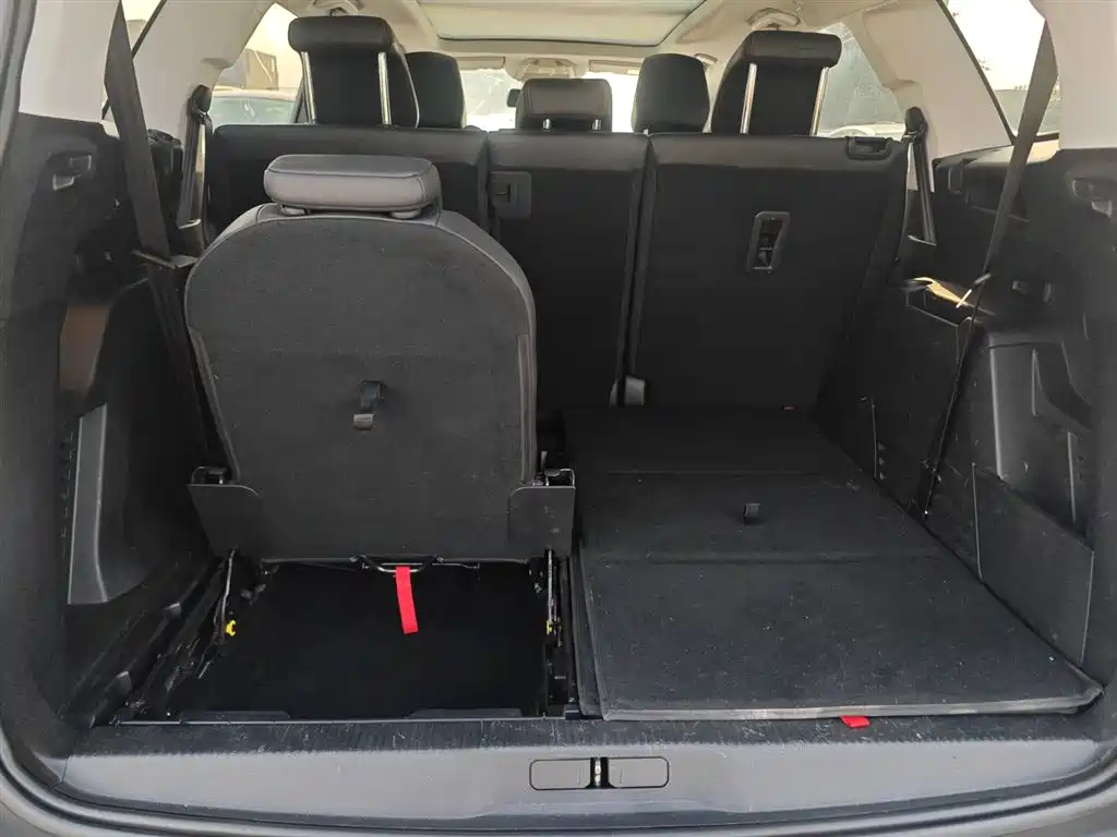 Peugeot 5008 2017 350THP 7-seat Elite Edition фото 19
