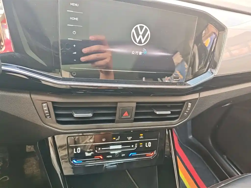 Volkswagen Tayron 2020 330TSI 2WD Luxury Smart Edition фото 13