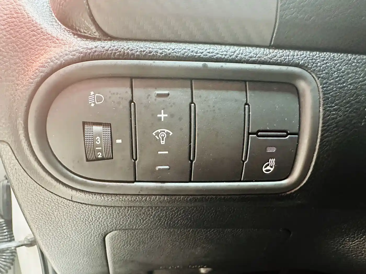 Kia K3 2015 1.6L Automatic GLS фото 9