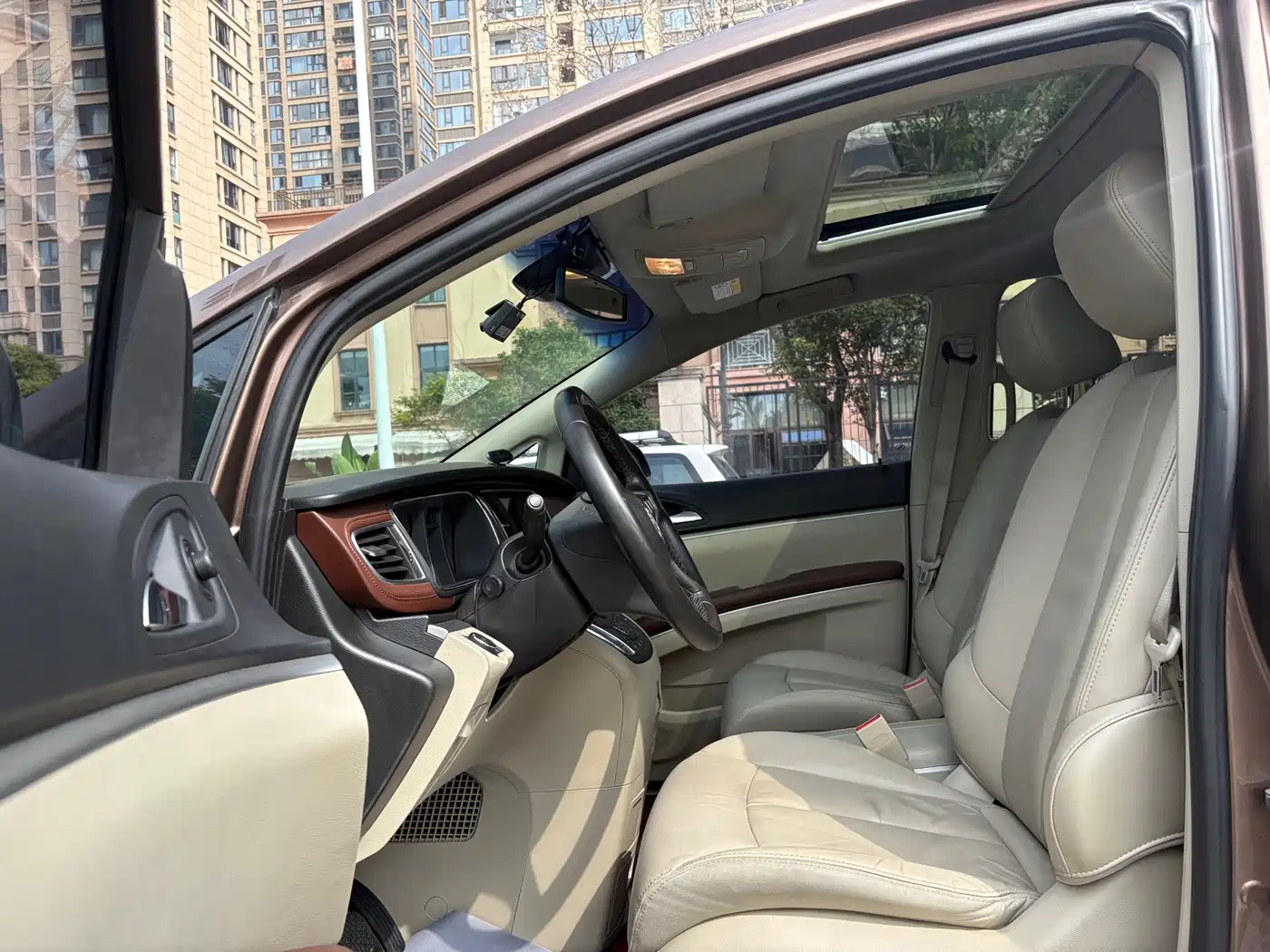 Buick GL8 2018 28T Luxury Model China VI фото 6