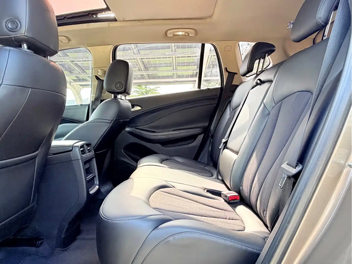 Buick Envision Plus 2016 20T 2WD Leading фото 14